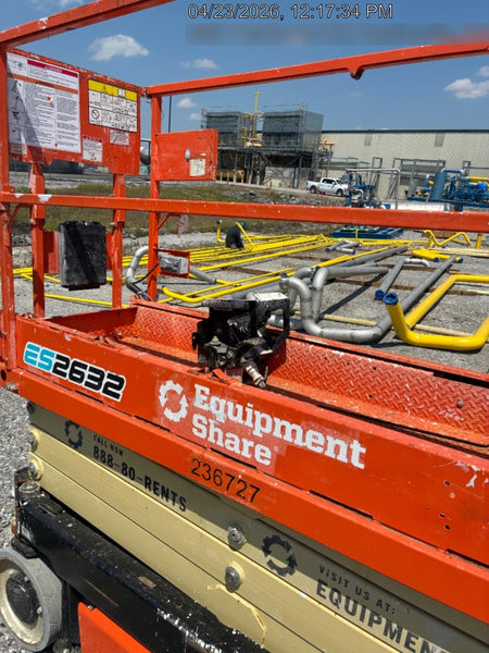 2022 JLG ES2632
