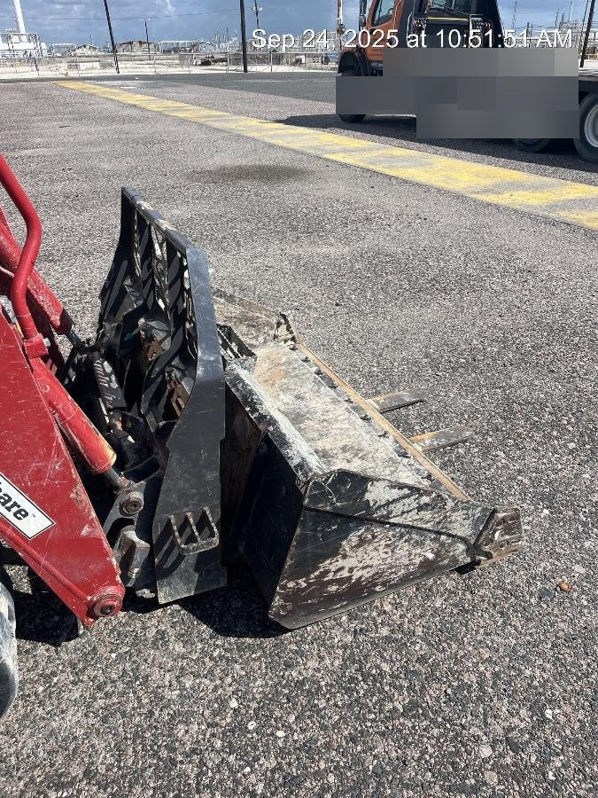 2020 EMKAY 48" Pallet Forks - Emkay