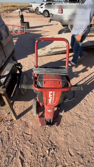 2020 HILTI TE 3000-AVR