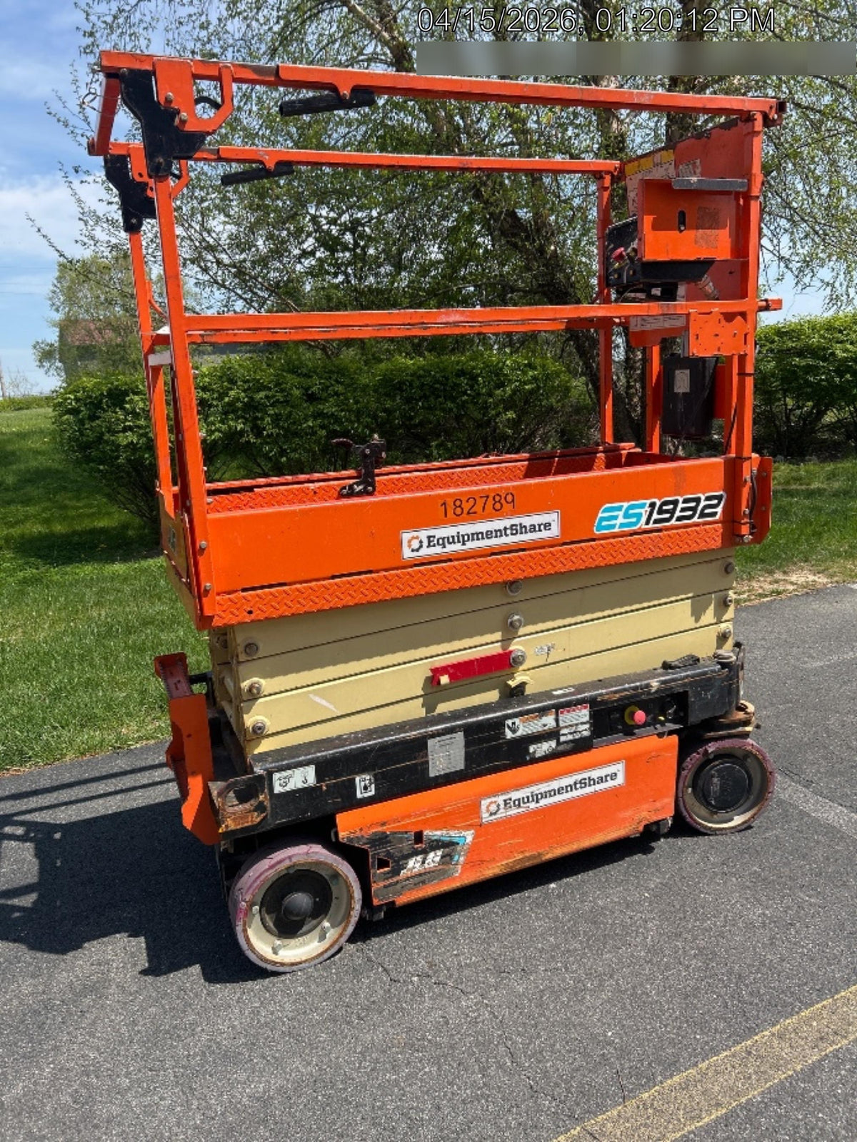 2021 JLG ES1932