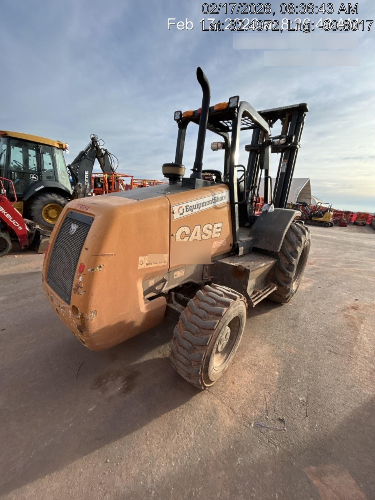 2023 CASE 588H