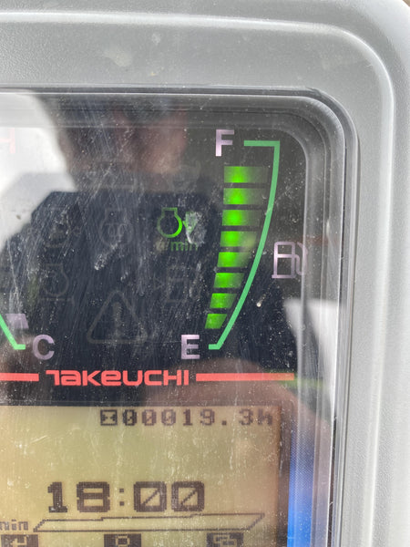 2023 TAKEUCHI TB250-2R