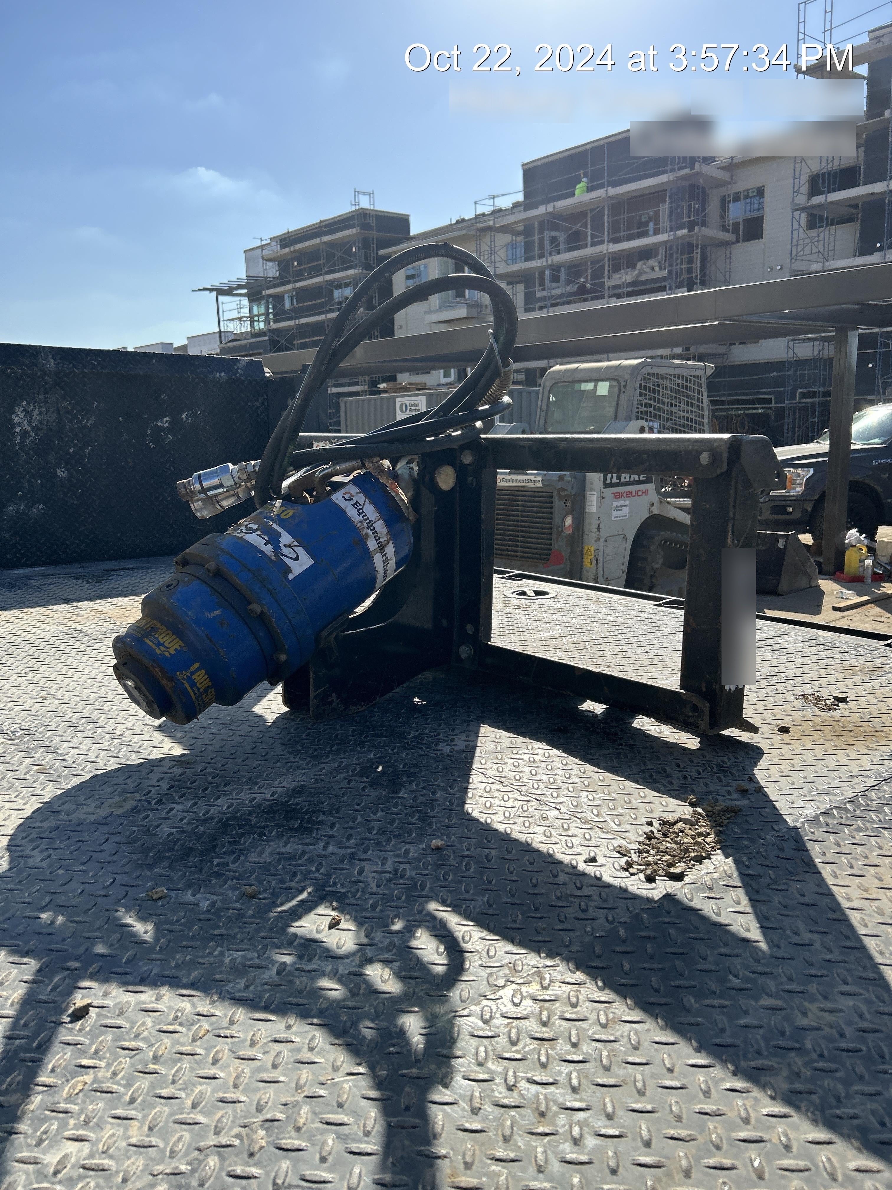 2023 AUGER TORQUE 3300-30