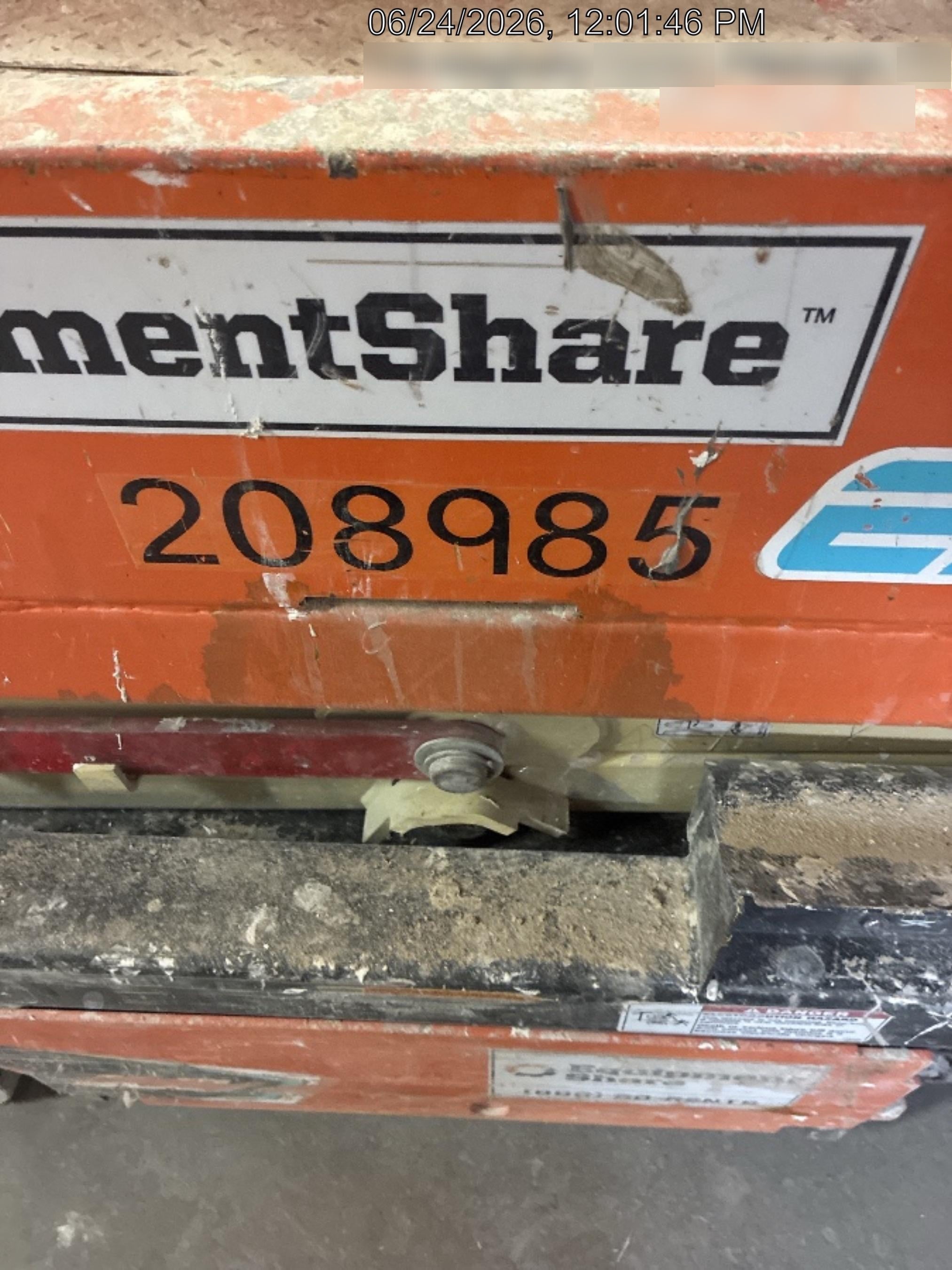2022 JLG ES1330L