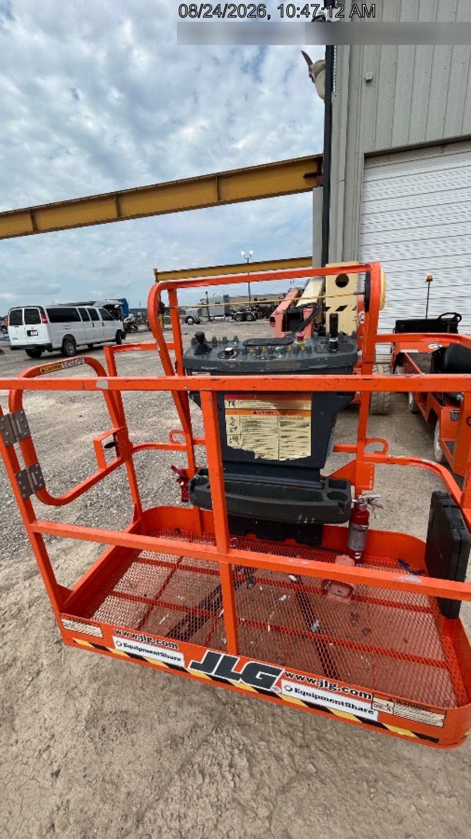 2021 JLG E450AJ