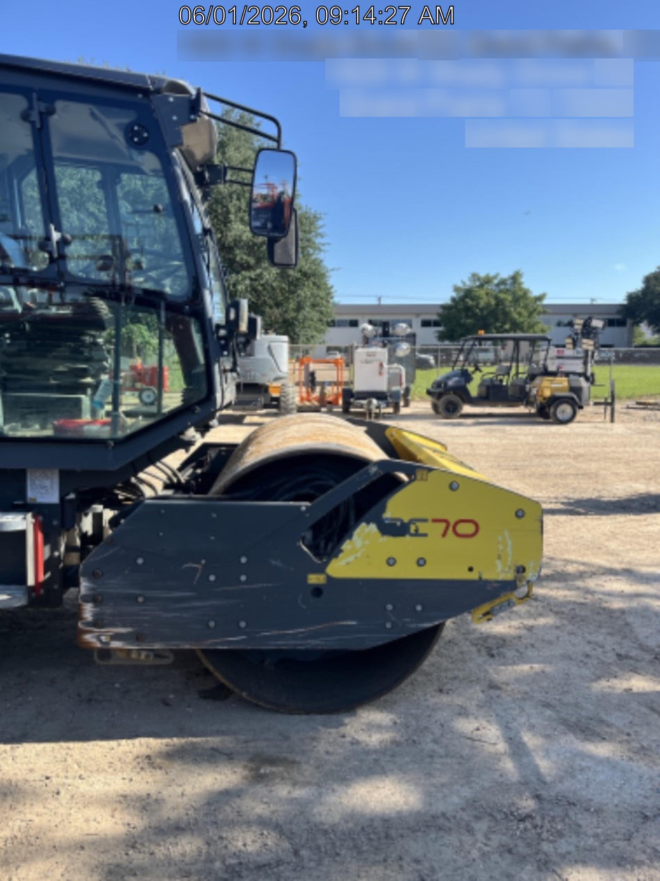 2021 WACKER NEUSON RC70