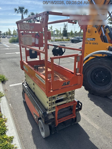 2022 JLG ES1932