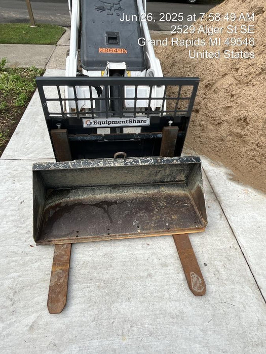 2023 BOBCAT 36" Mini Skid Steer Fork Carriage - Bobcat