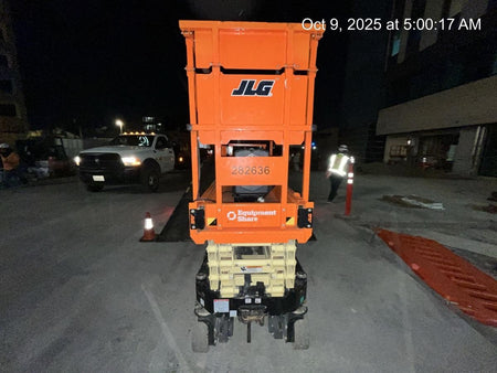 2022 JLG ES1932