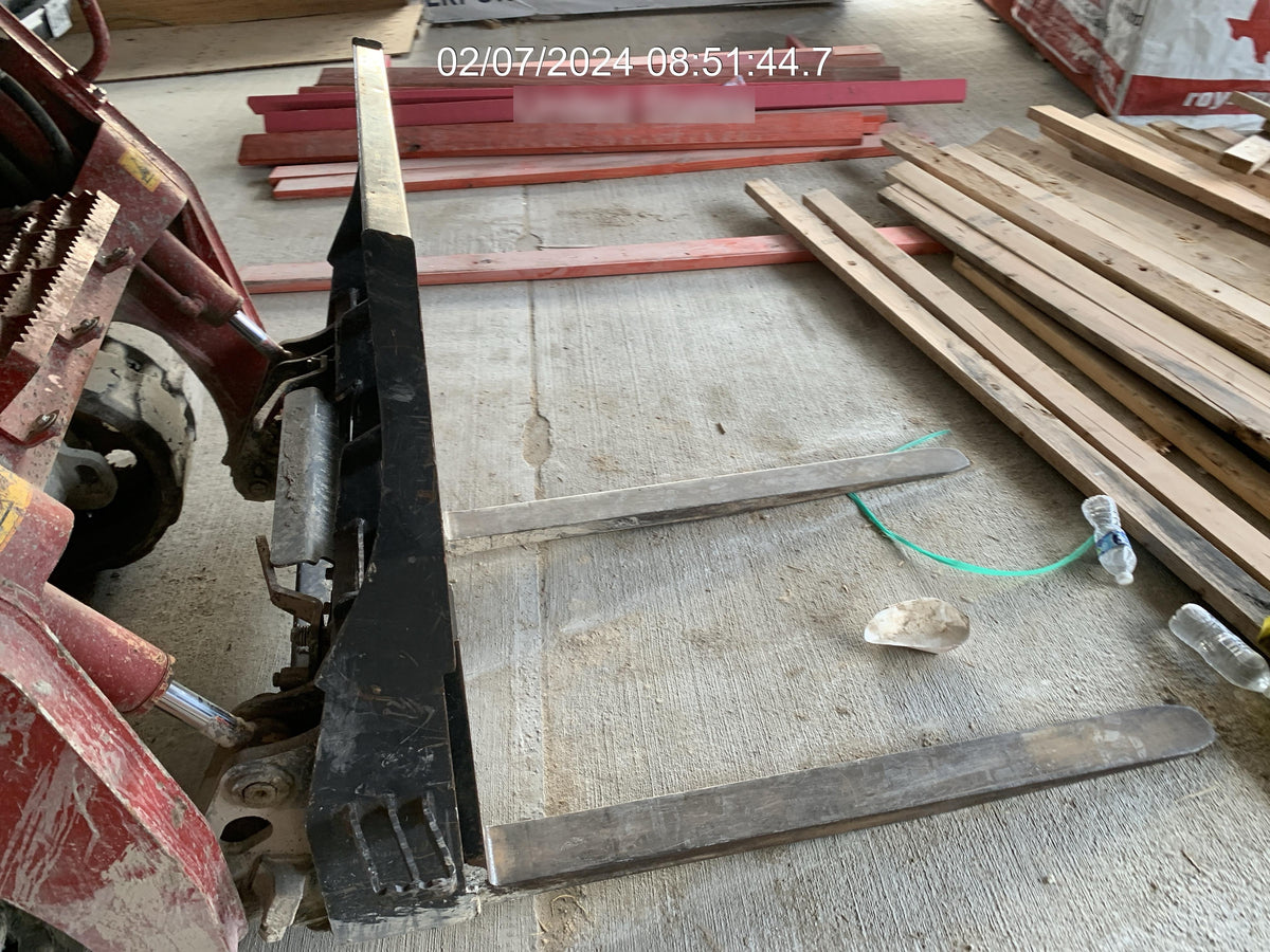 2020 PALADIN 48" Pallet Forks - Paladin