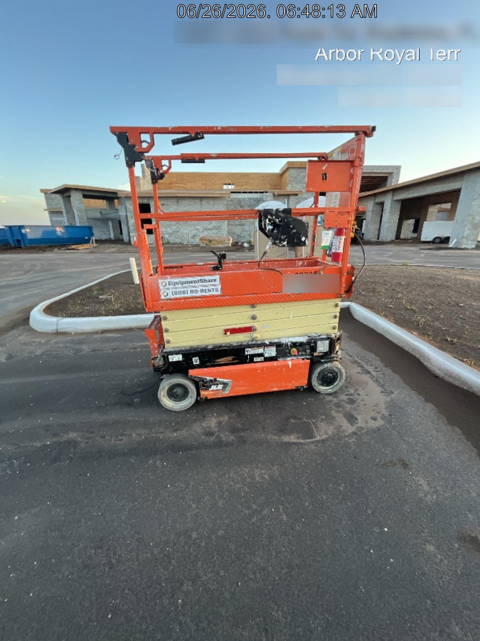 2022 JLG ES1932