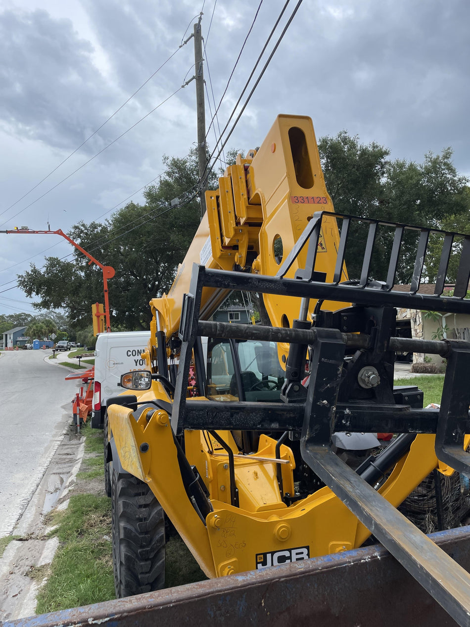2023 JCB 514-56