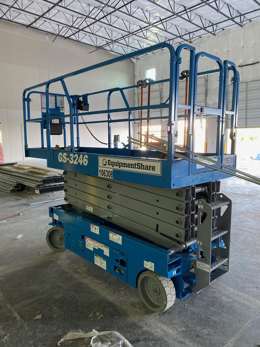 2020 Genie GS-3246 Standard, Folding full height swing gate