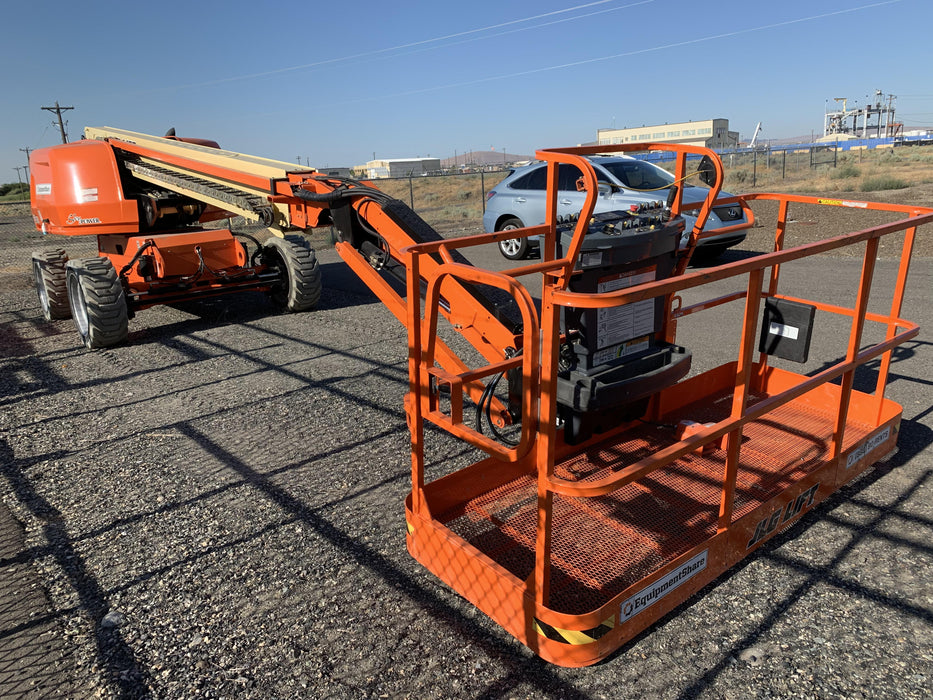 2020 JLG 660SJ