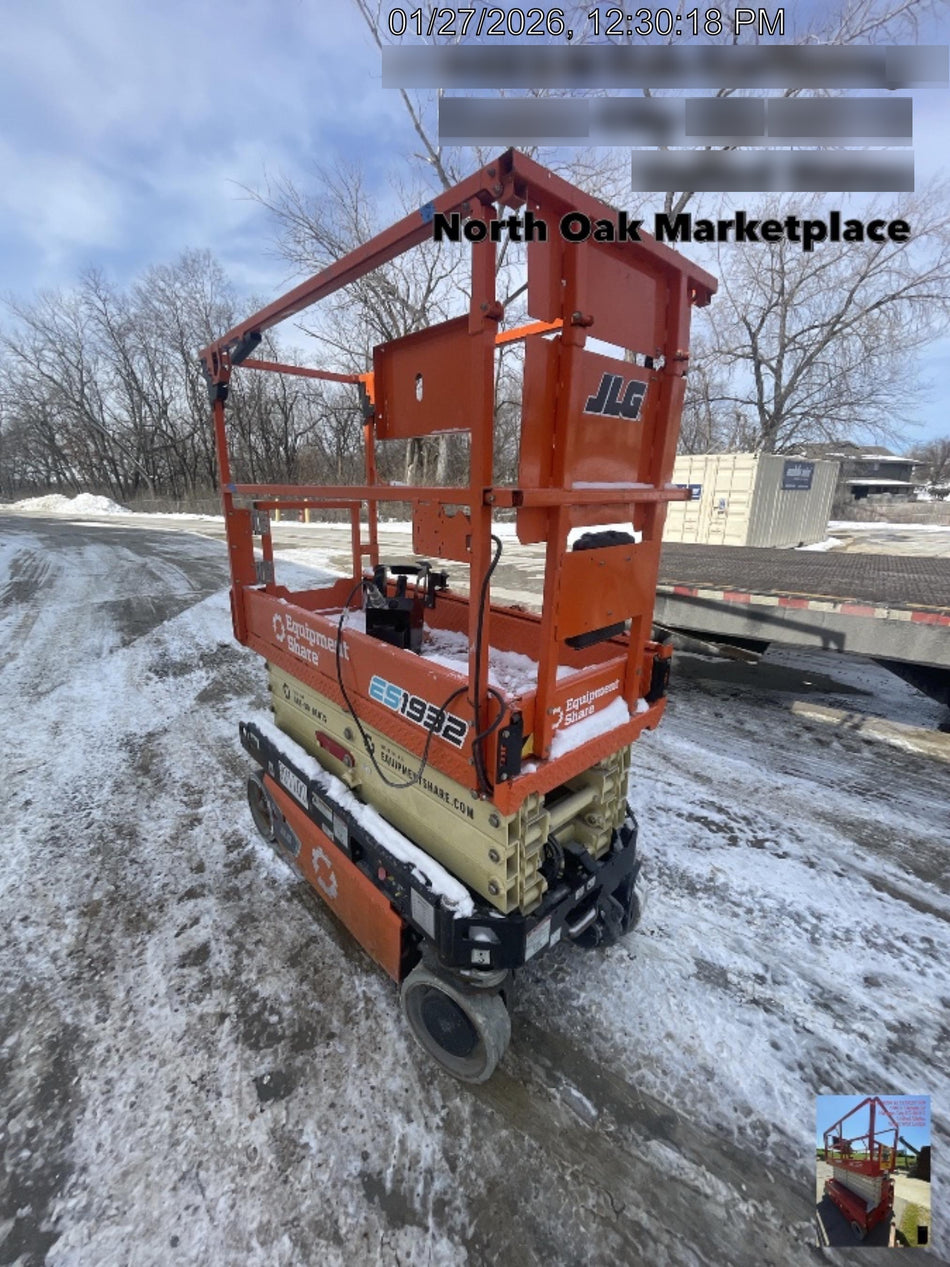 2023 JLG ES1932
