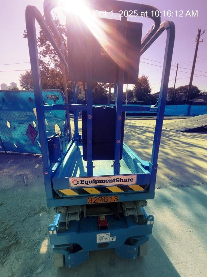 2023 GENIE GS-1432