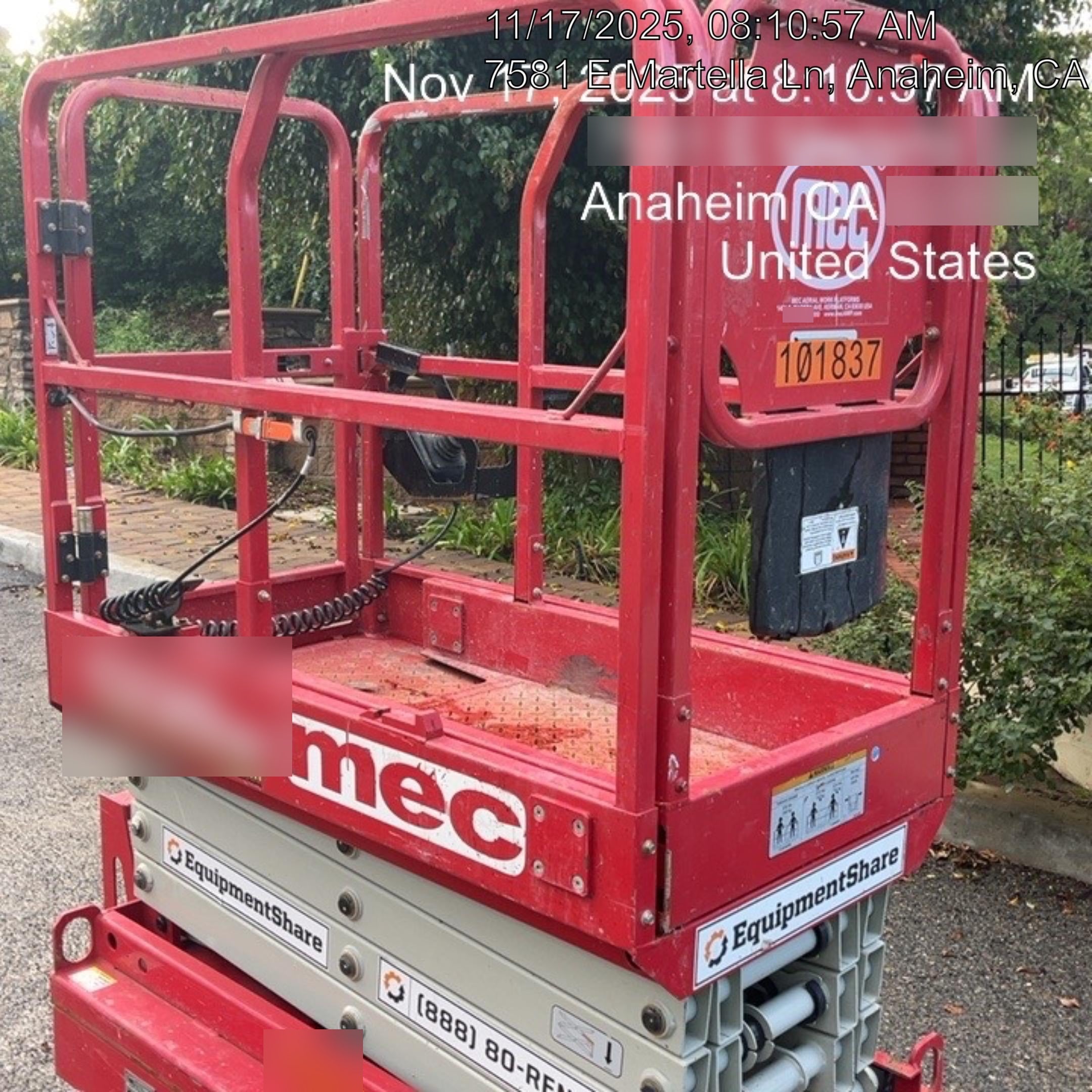 2020 MEC 1330SE Solid NM Tires, Steel Swing out Doors, LCS, Beacon, 900W Invertor