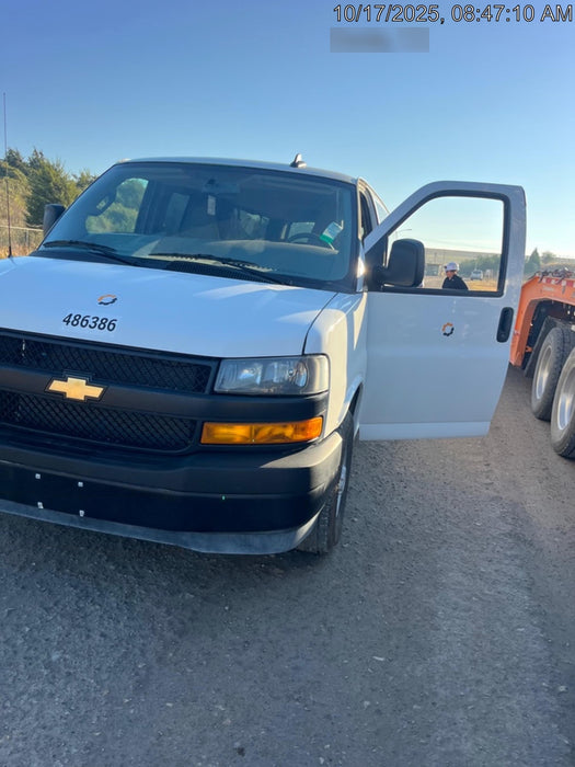 2025 CHEVROLET Express Van - Rental