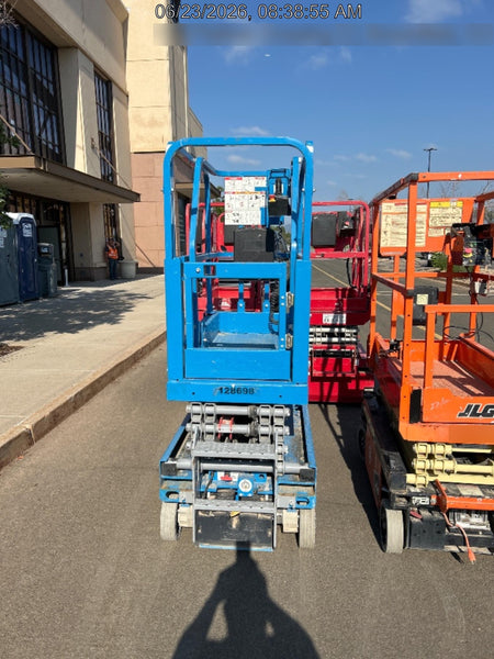 2021 GENIE GS-1330m
