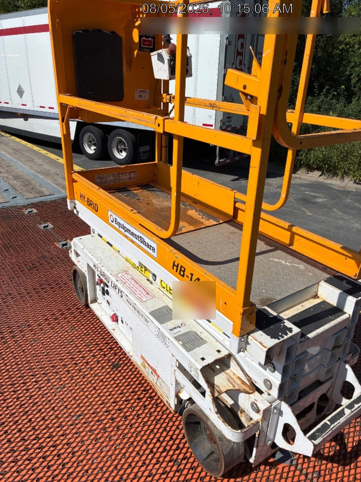 Custom Equipment HB-1430 <ul>
 <li>Hy-Brid Scissor Lift</li>
  <li>Platform capacity up to 670 lbs.</li>
  <li>Working height up to 20 ft</li>
  <li>Weighs under 1,700 lbs.</li>
  <li>Non-marking wheels </li>
</ul>