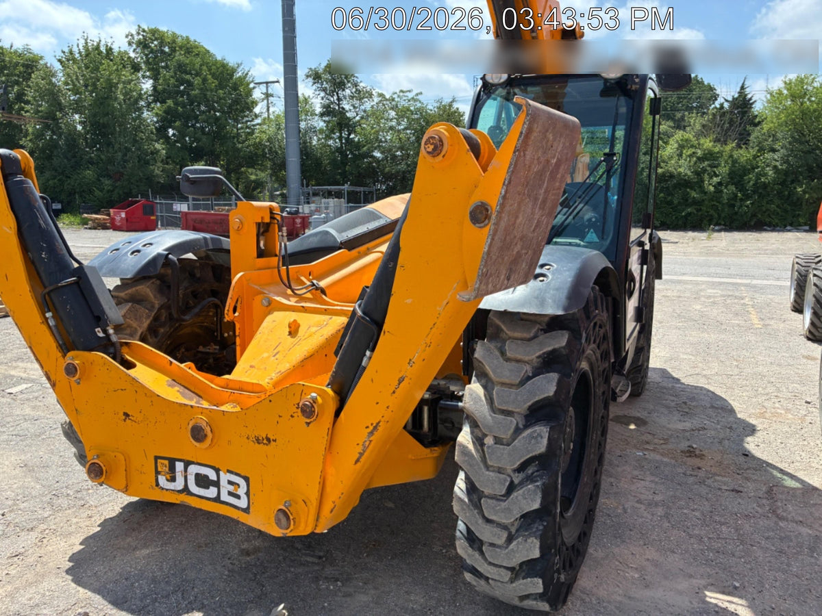 2021 JCB 510-56