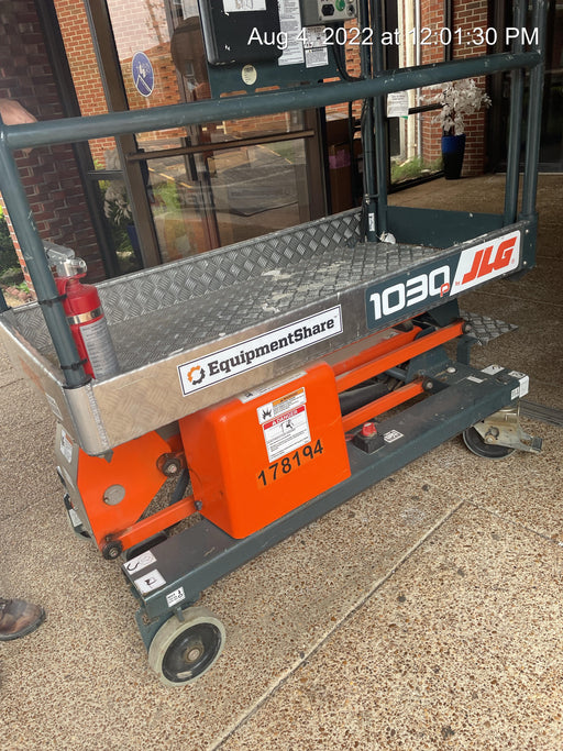 2021 JLG 1030P