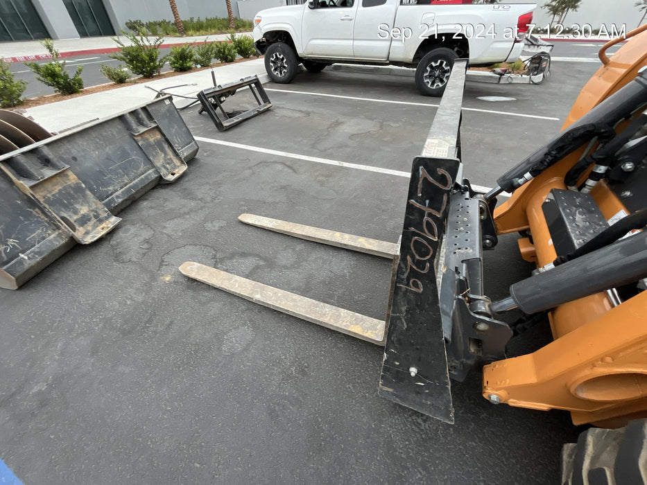 2022 ARROW MATERIAL HANDLING FS5100CB - 72"