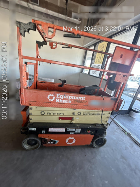 2023 JLG ES1932