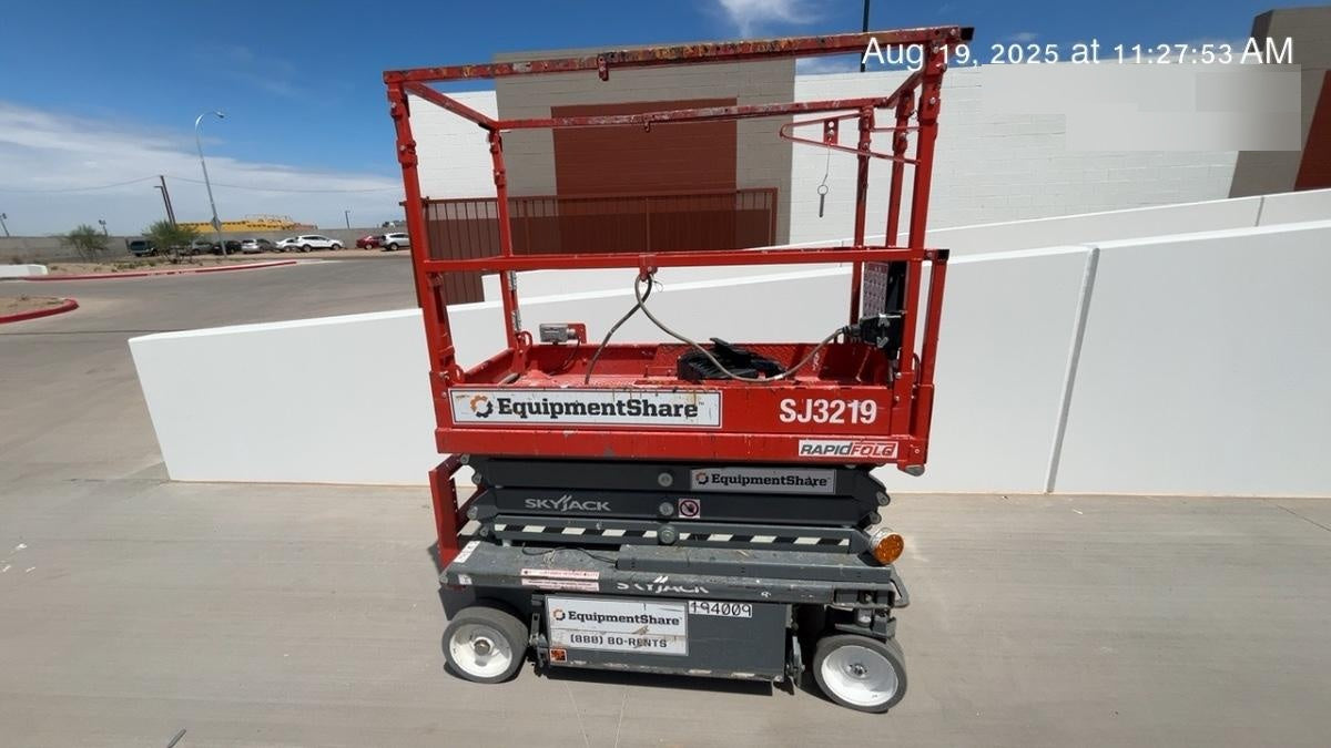2021 SKYJACK SJ3219
