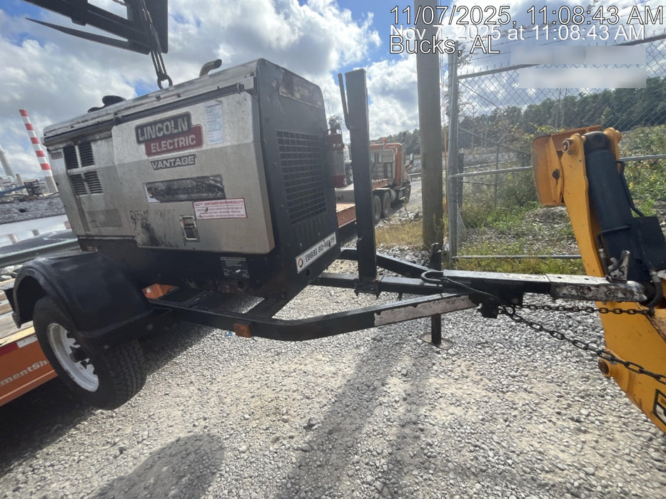 2019 Lincoln Electric Vantage 322 Lincoln Vantage 322 Welder w/Trailer, Light Kit, Cable Rack