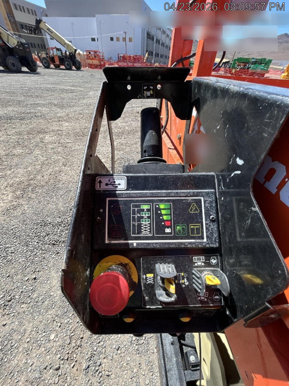 2022 JLG ES3246