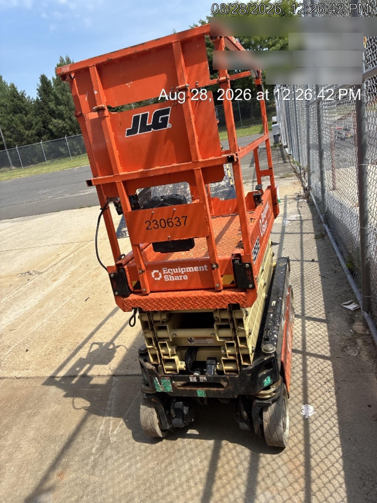 2022 JLG ES1932