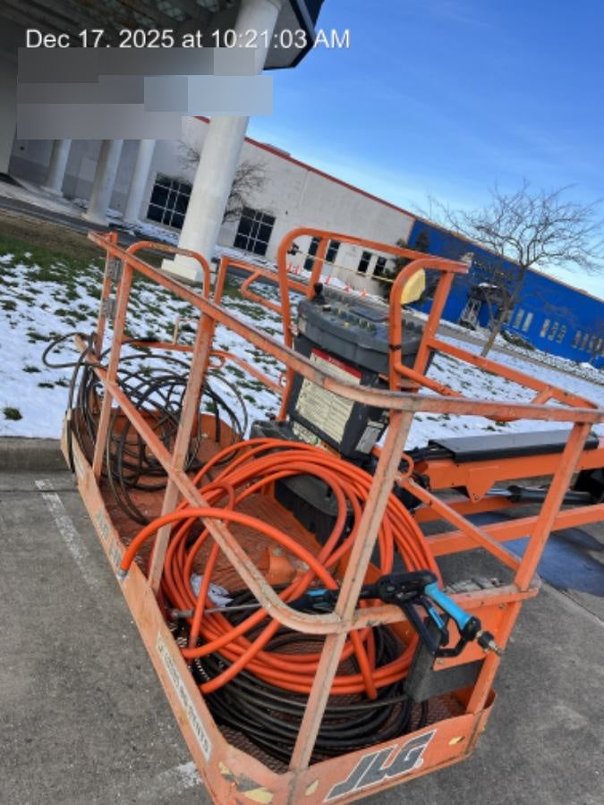 2021 JLG 660SJ