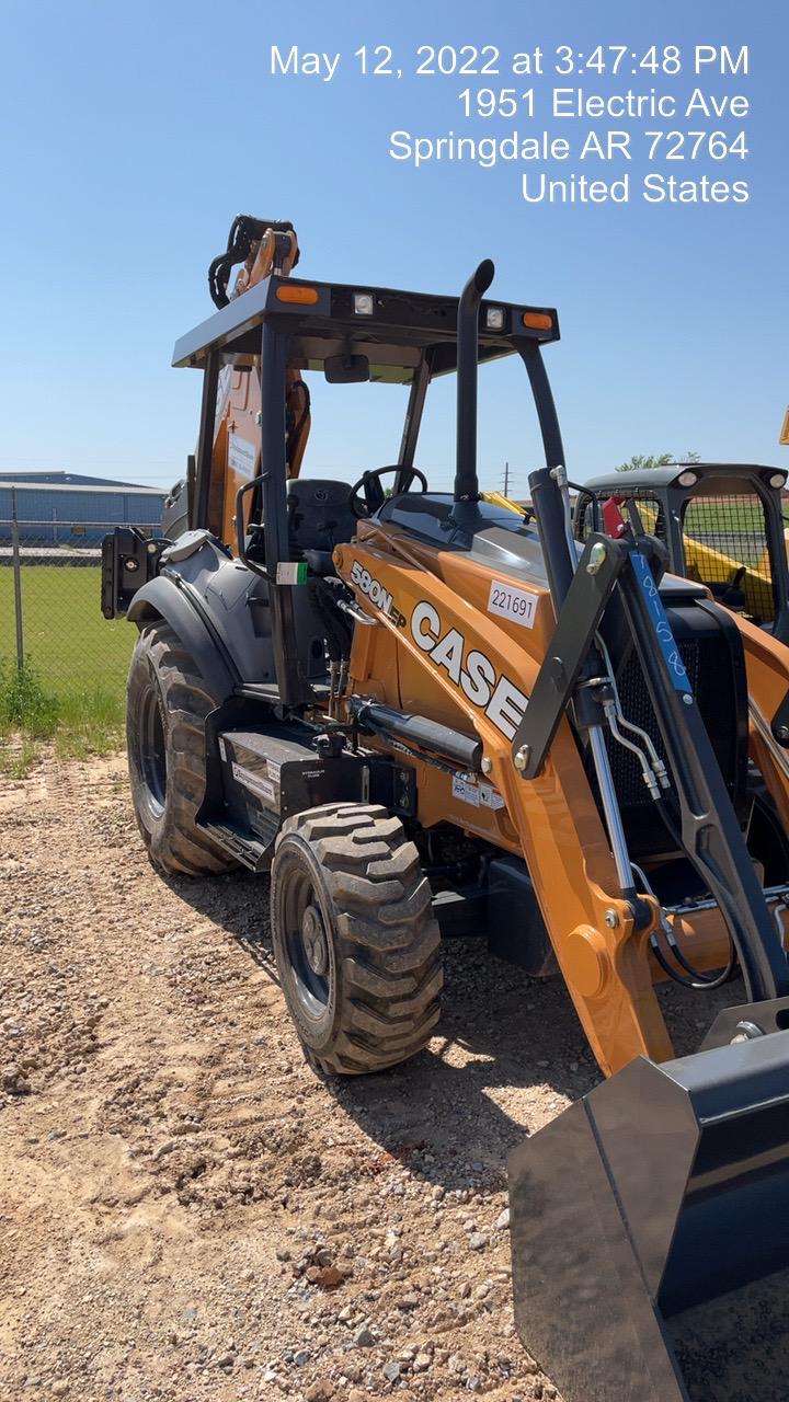 2022 CASE 580N EP - Extendable Backhoe
