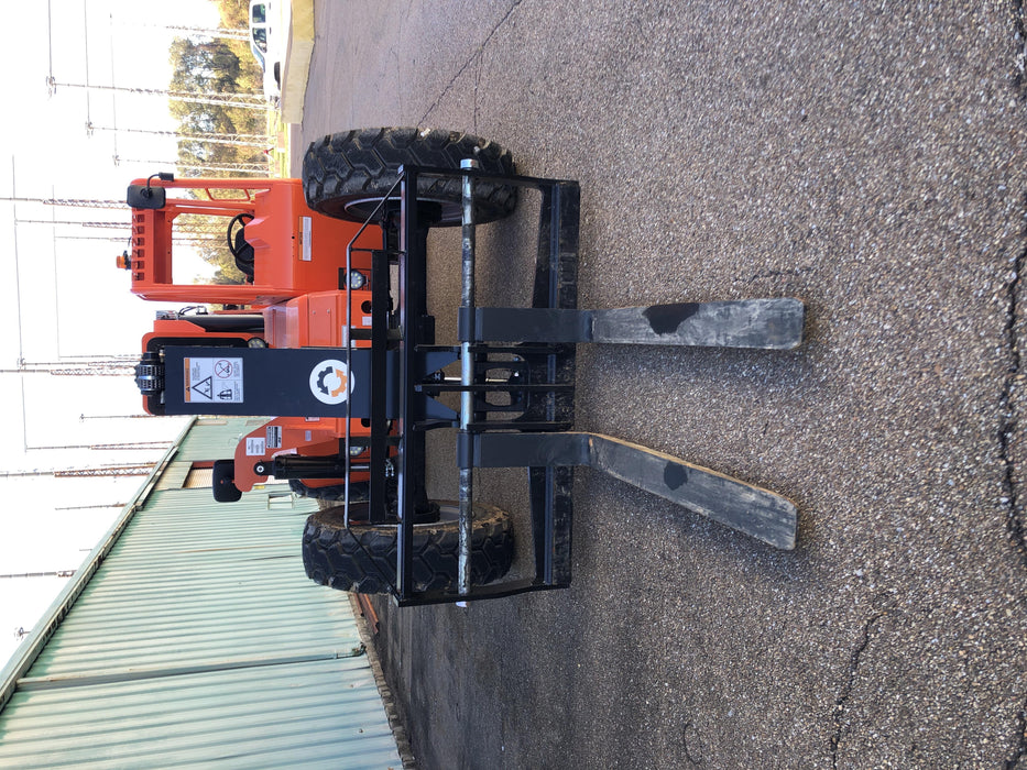 2020 Skytrak 8042 74 Hp, FF Tires, Work Lights, Beacon, Aux Hydraulics, Back up Alarm, Lifting Eye, ES Decals