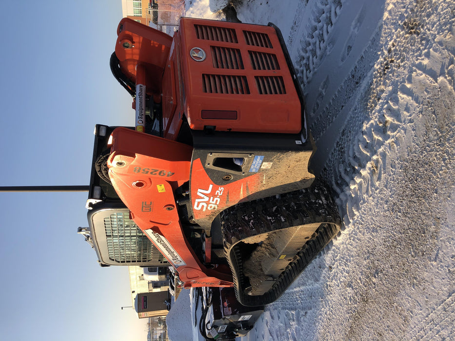 2019 Kubota SVL95-2S Cab/Heat/Air, Standard Tracks, Standard Flow w/Manual QC, 80" HD Bucket w/ Smooth Cutting Edge