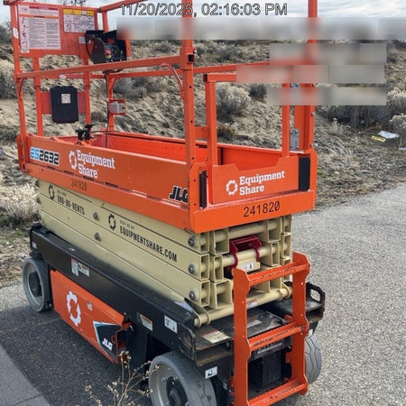 2022 JLG ES2632
