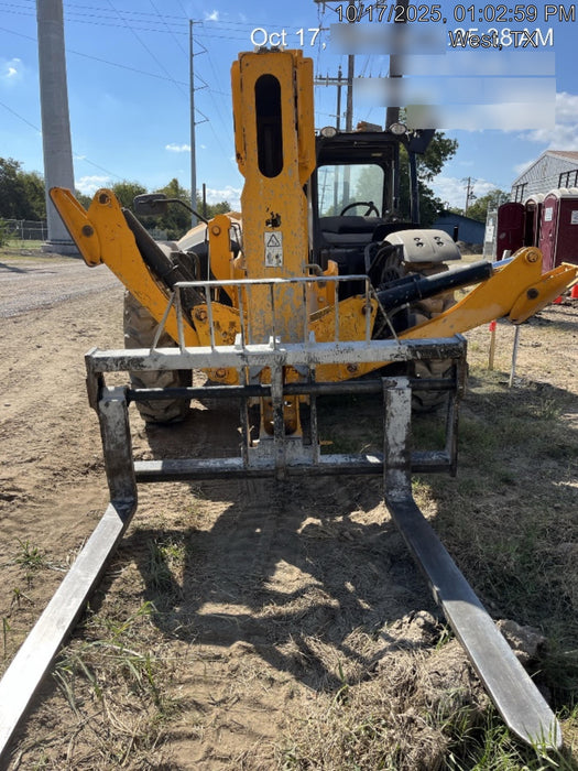 2019 JCB 510-56 Open ROPS, 74 HP, Solid Tires, Worklights, Beacon, Aux Hydraulics, Lifting Eye 66" Carriage/60" Forks