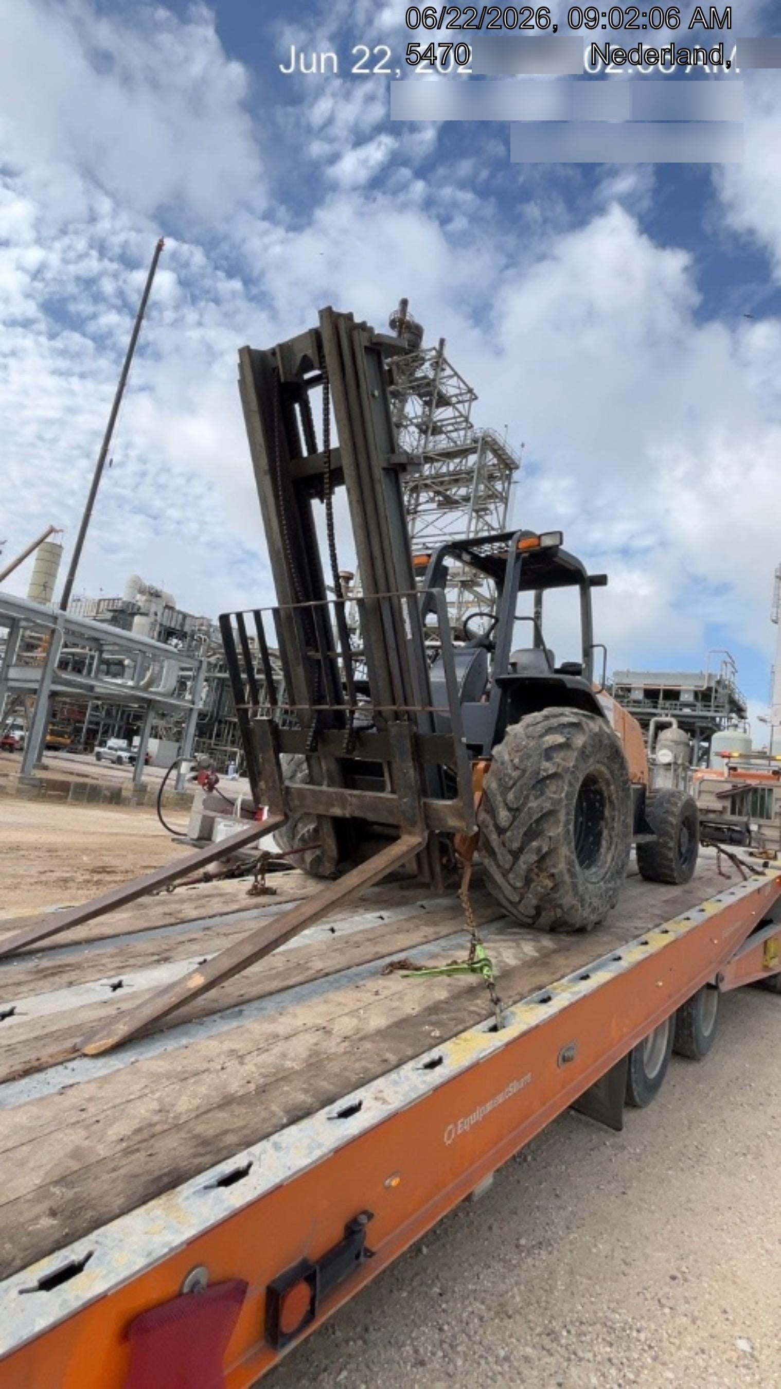 2019 CASE 588H
