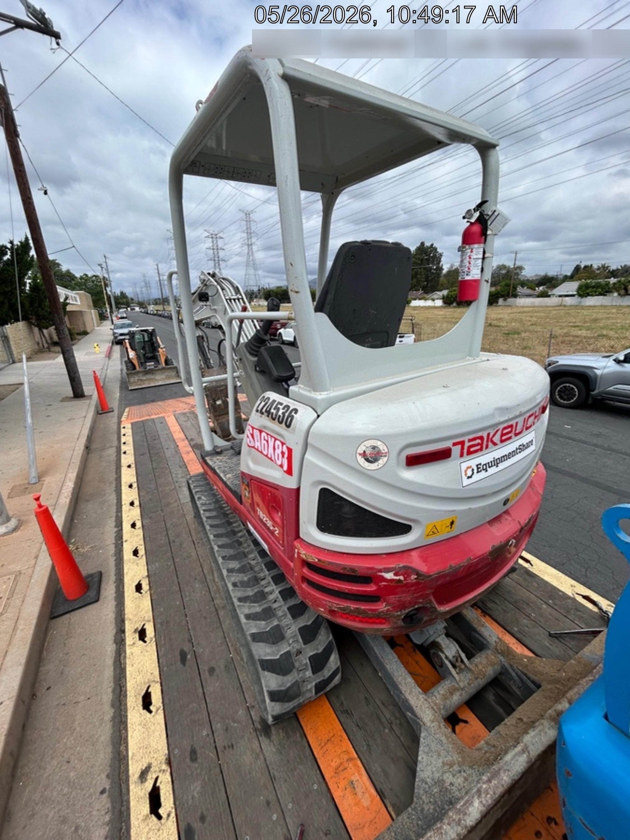 2022 TAKEUCHI TB235-2R