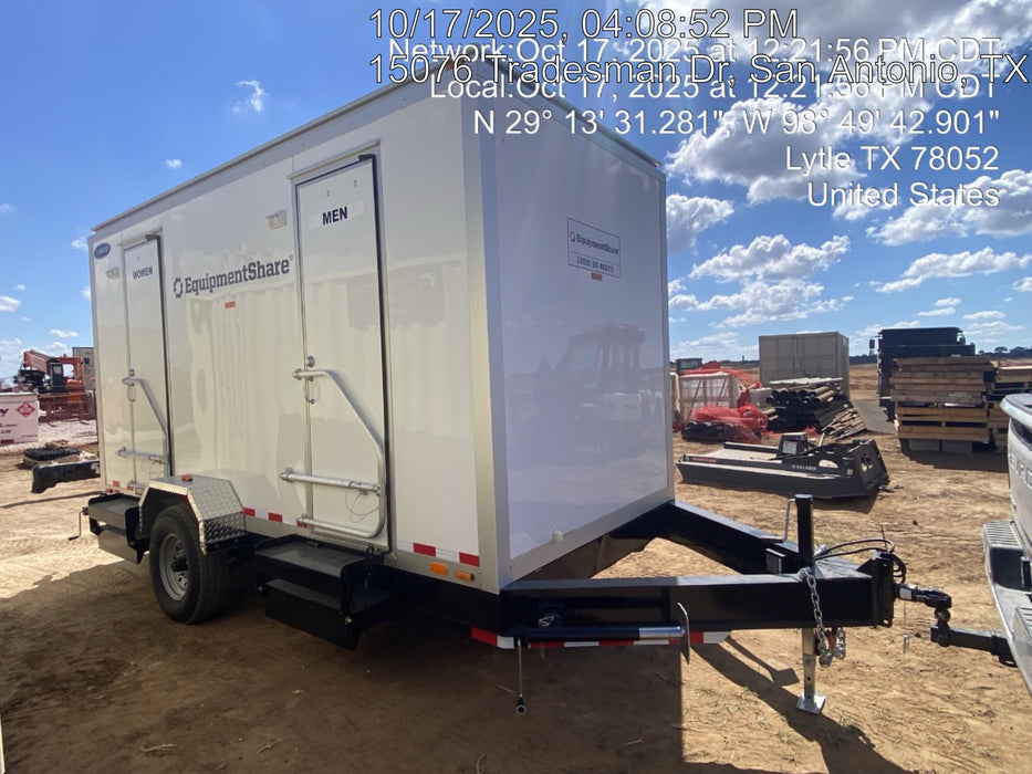 2025 NATIONAL RESTROOM TRAILERS NRT4MDS