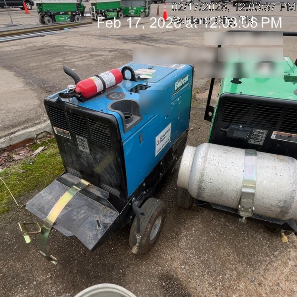 2019 Miller Electric BOBCAT 250 951600 PKG-250 amp Propane Welder, Standard w/Running Gear, Bracket, Hose"250 amp Propane Welder, Standard w/Running Gear, Bracket, Hose