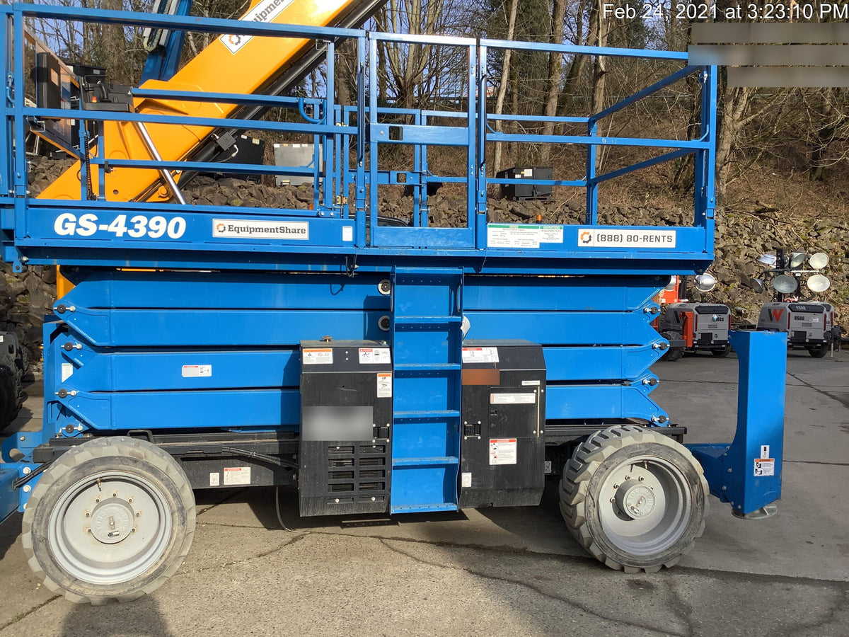 2020 GENIE GS-4390 RT