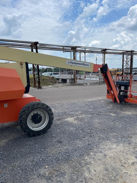 2019 JLG 800AJ