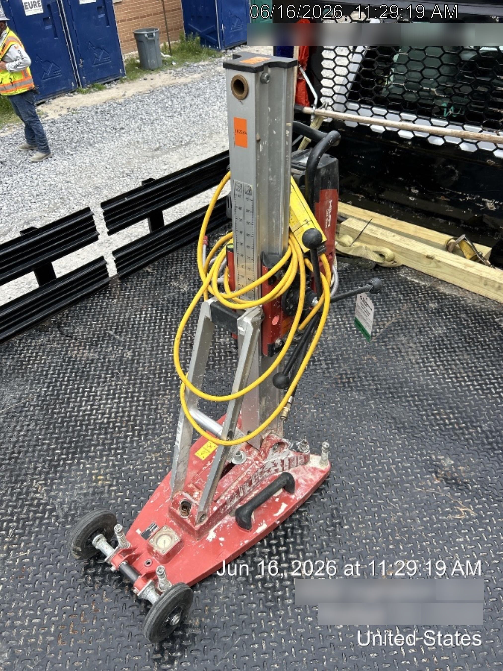 2021 HILTI DD250E