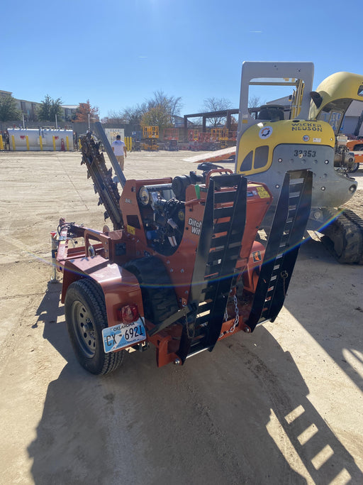 2023 DITCH WITCH C24XA