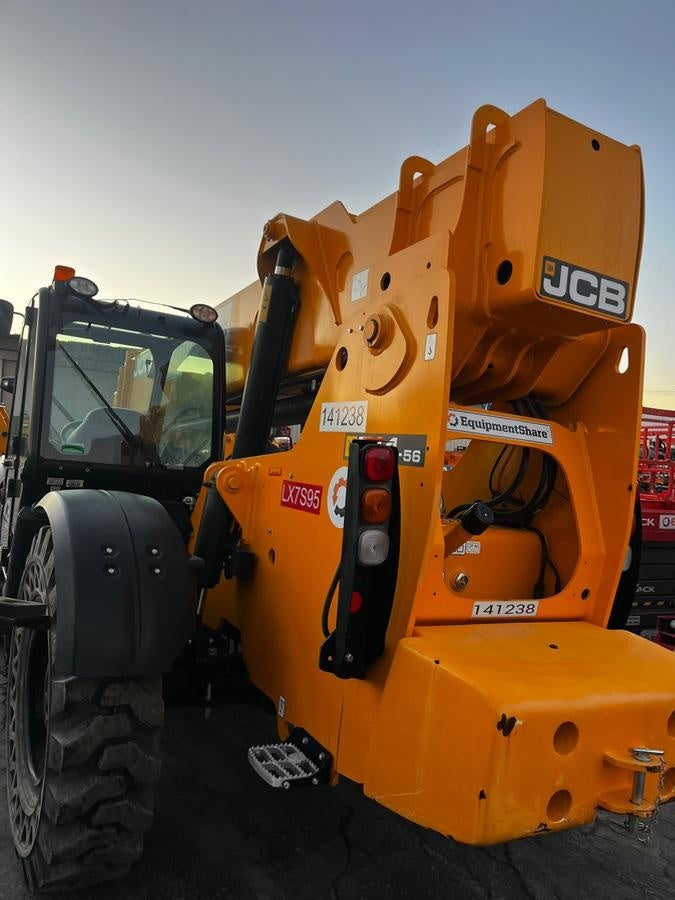 2021 JCB 514-56