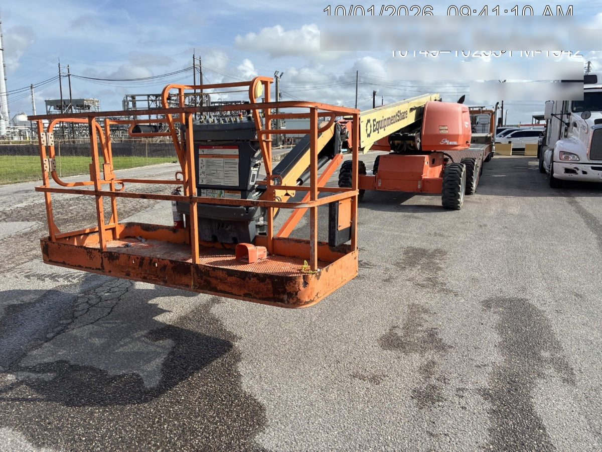2023 JLG 660SJ
