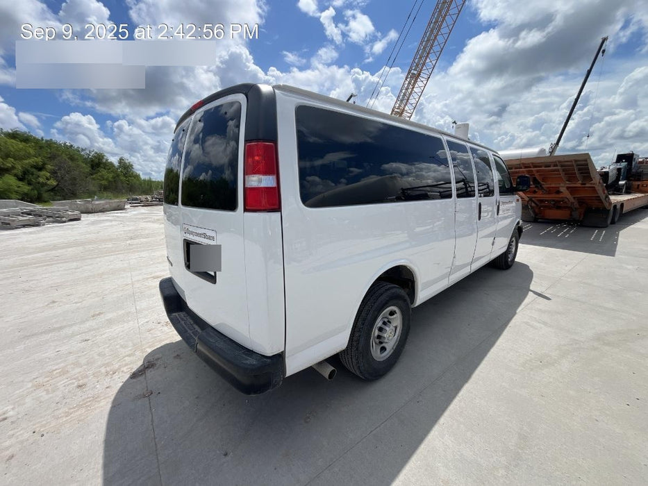 2023 CHEVROLET Express Van - Rental