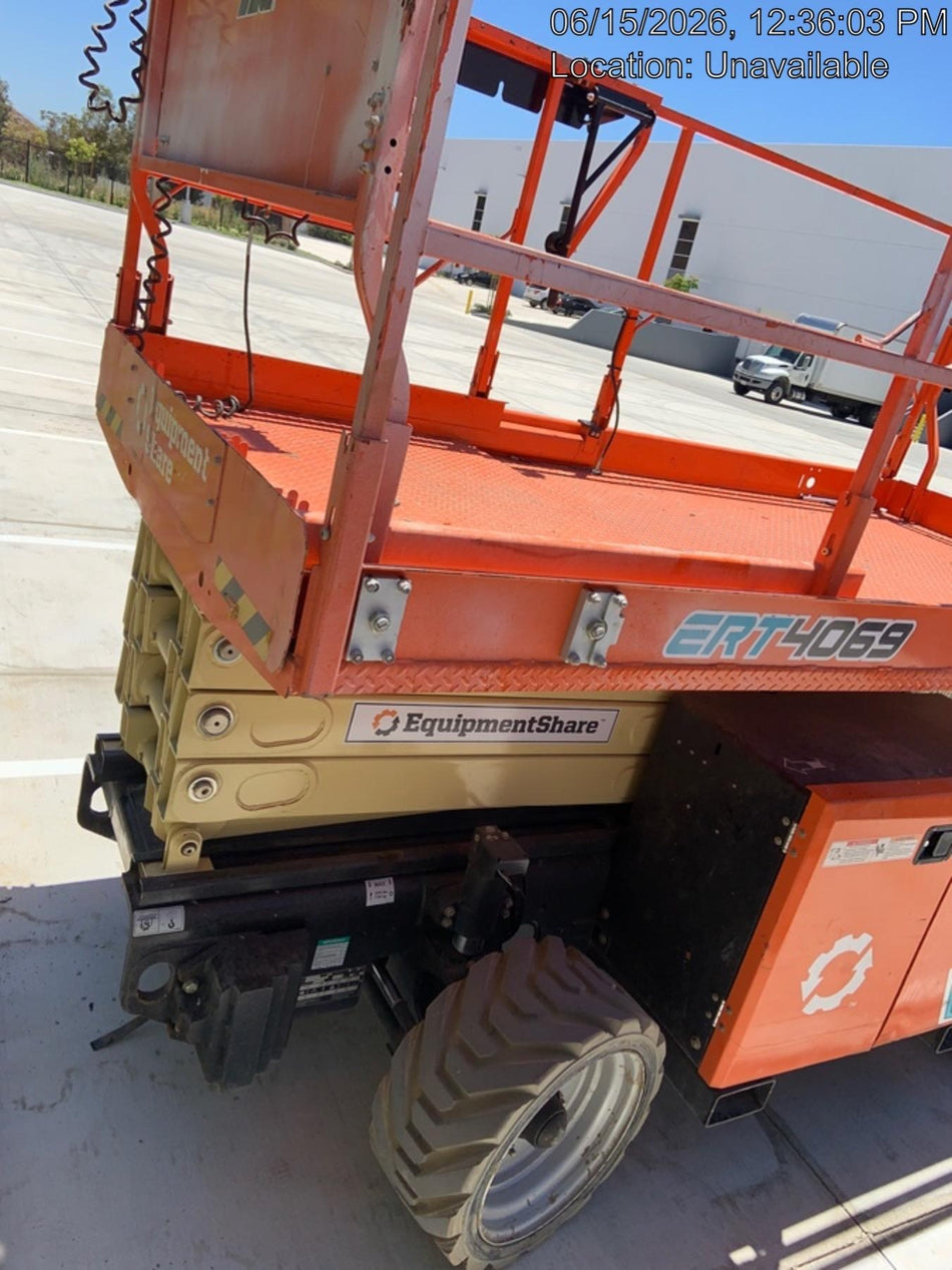 2023 JLG ERT4069
